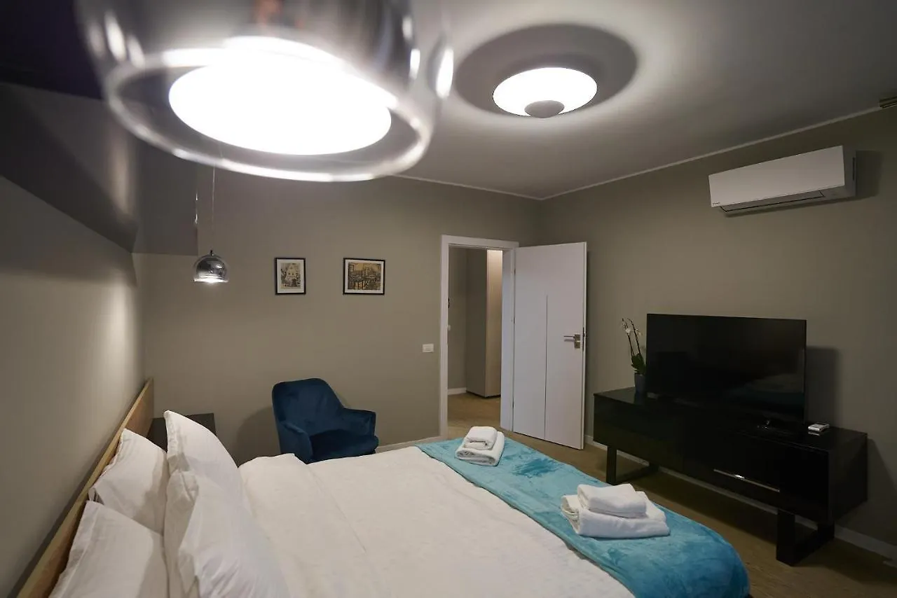 Plaza Residence - Karm Studio Бухарест Румыния
